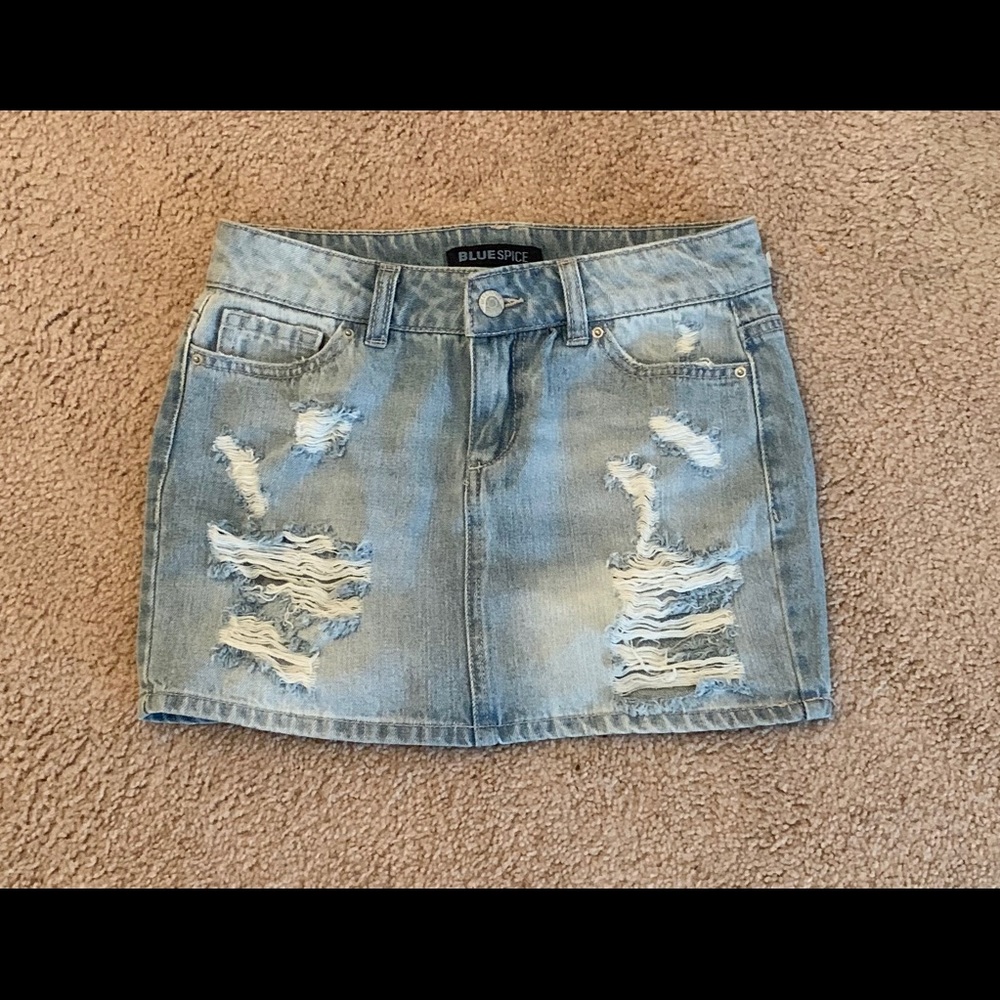Denim skirt, never worn